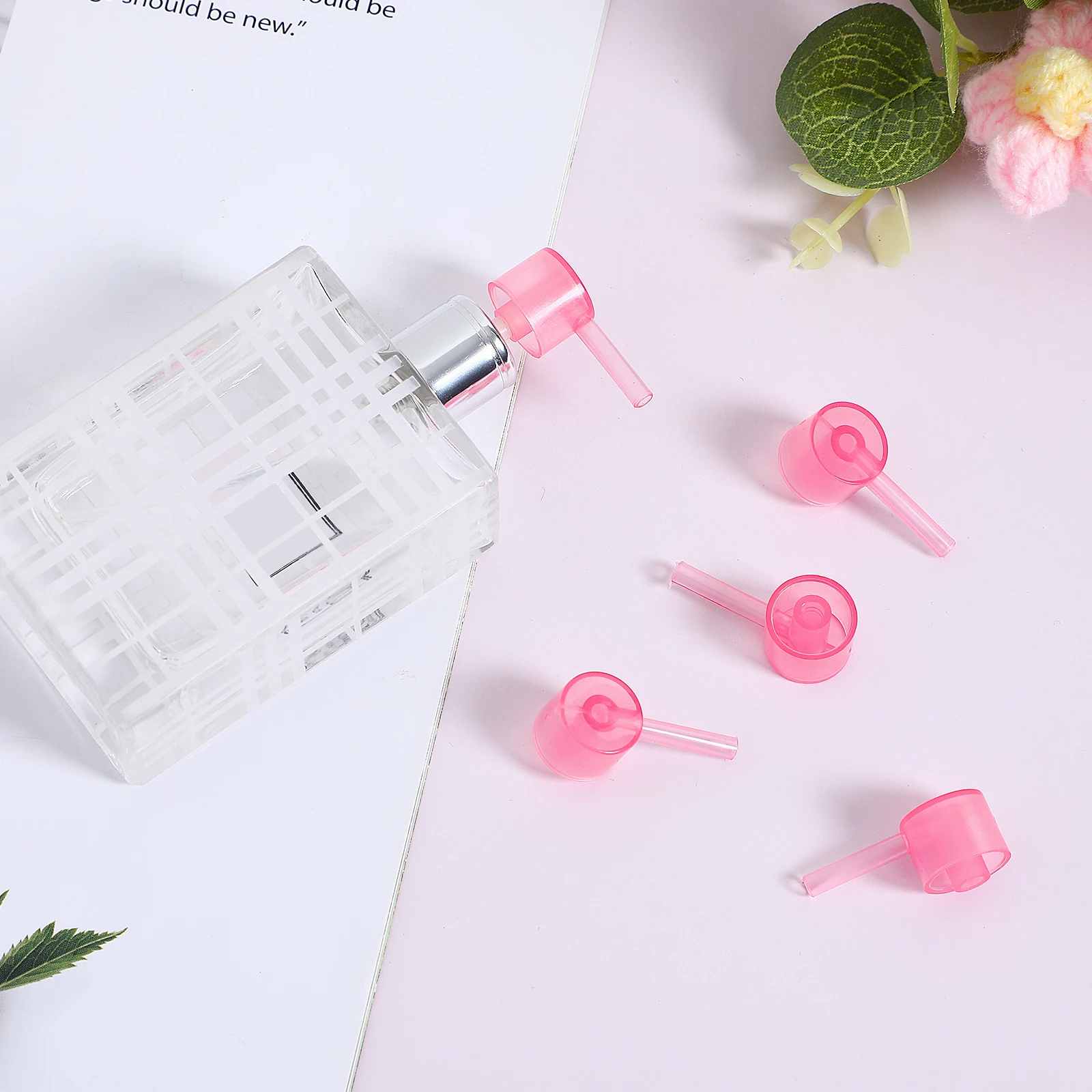 30pcs Perfume Refill Dispenser Tools Pink Spray Bottle Transfer Kit Rational Size Easy Operation Portable Travel Accessories
30pcs Perfume Refill Dispenser Tools Pink Spray Bottle Transfer Kit Rational Size Easy Operation Portable Travel Accessories