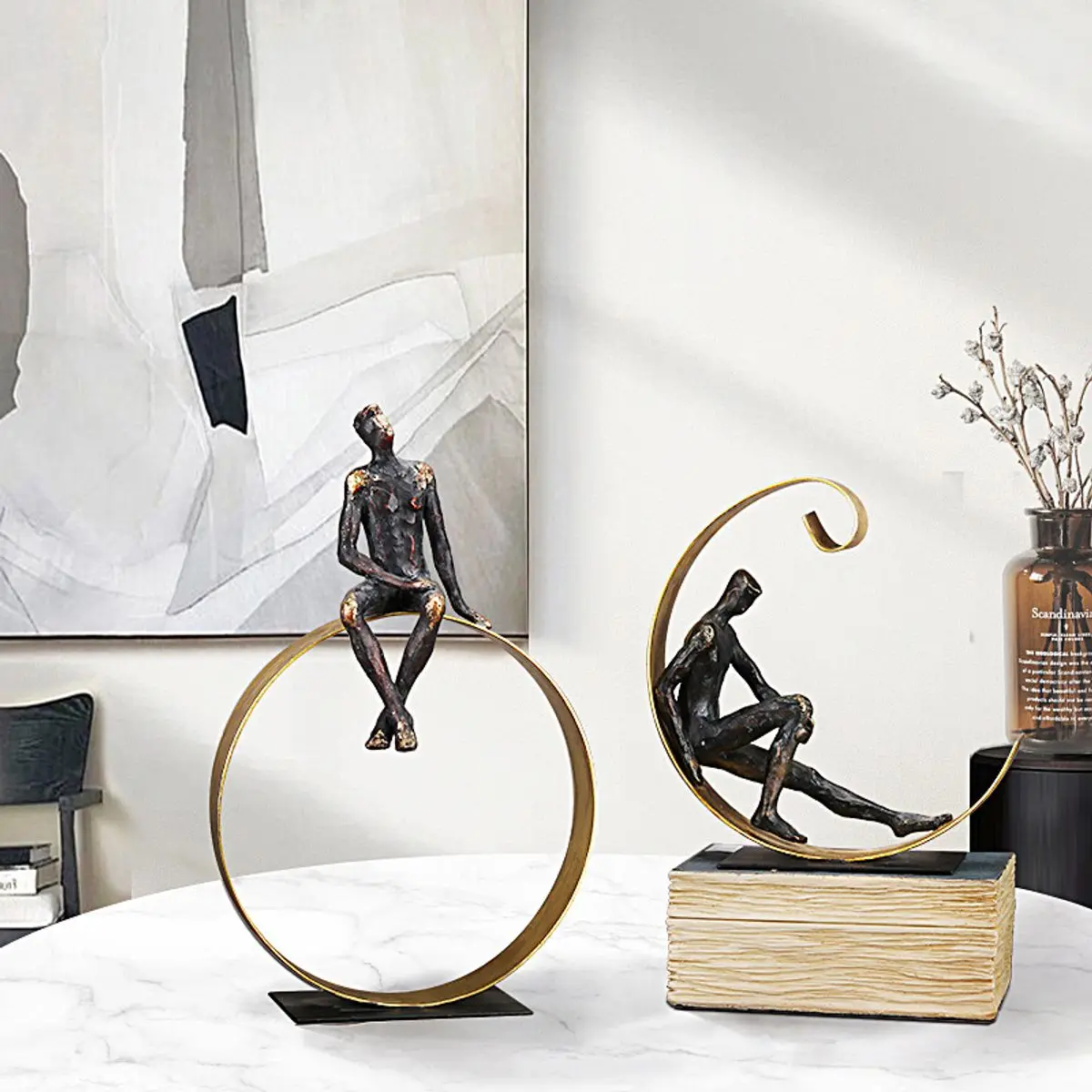 Contemporary Black and Gold Curved Figurine Showpiece Decorative Accent for Tabletop Home Office Event Gift Display
Contemporary Black and Gold Curved Figurine Showpiece Decorative Accent for Tabletop Home Office Event Gift Display