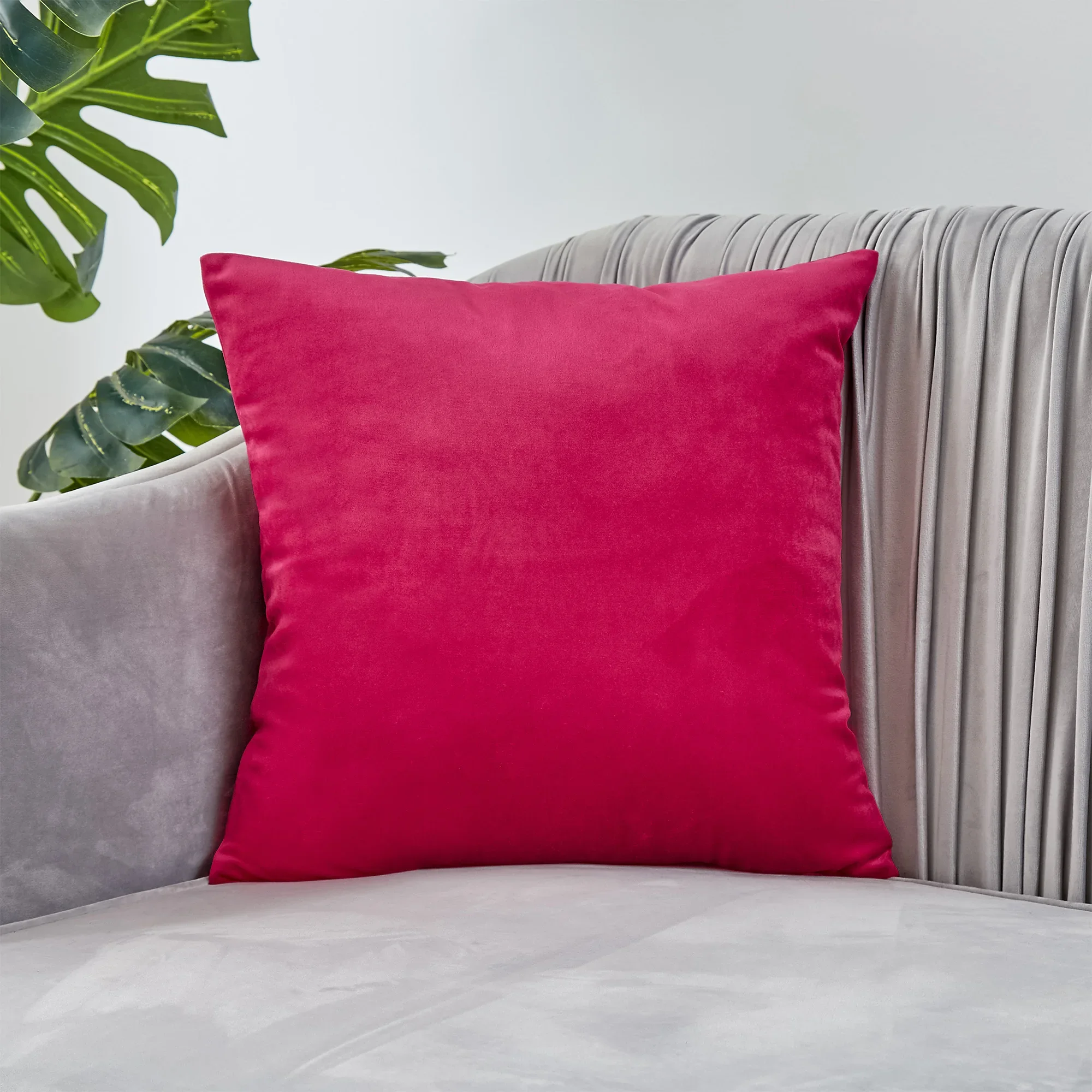 Rose Red Velvet Cushion Cover 45x45cm Pillow Case for Living Room Sofa Decoration Nordic Home Decor Throw Pillow Cover
Rose Red Velvet Cushion Cover 45x45cm Pillow Case for Living Room Sofa Decoration Nordic Home Decor Throw Pillow Cover