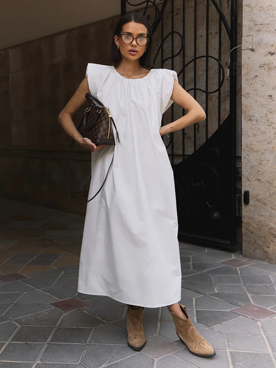 Bornladies 2026 Summer New Style Sleeveless Pure Color Loose and Slouchy Dress with Pleated Casual Long Skirt
Bornladies 2026 Summer New Style Sleeveless Pure Color Loose and Slouchy Dress with Pleated Casual Long Skirt