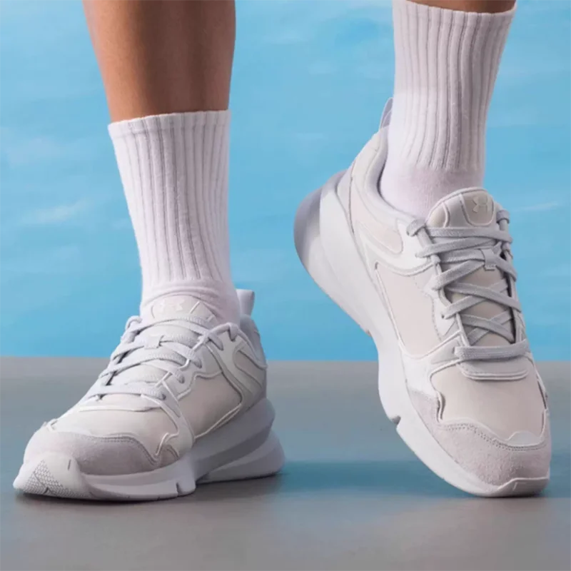 New Under Armourmen's sports shoesnew spring styleBreathable, for fitness traininglow - top running shoes6003967-100 sport
New Under Armourmen's sports shoesnew spring styleBreathable, for fitness traininglow - top running shoes6003967-100 sport