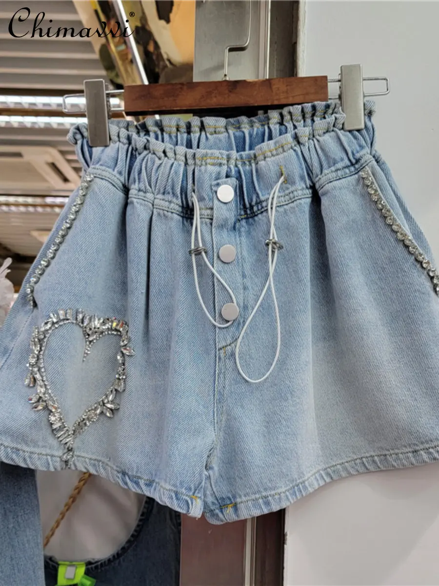 European 2023 Spring Summer New Exquisite Rhinestone Love High Waist Slim Wide Leg Shorts Fashion Streetwear Denim Shorts
European 2023 Spring Summer New Exquisite Rhinestone Love High Waist Slim Wide Leg Shorts Fashion Streetwear Denim Shorts