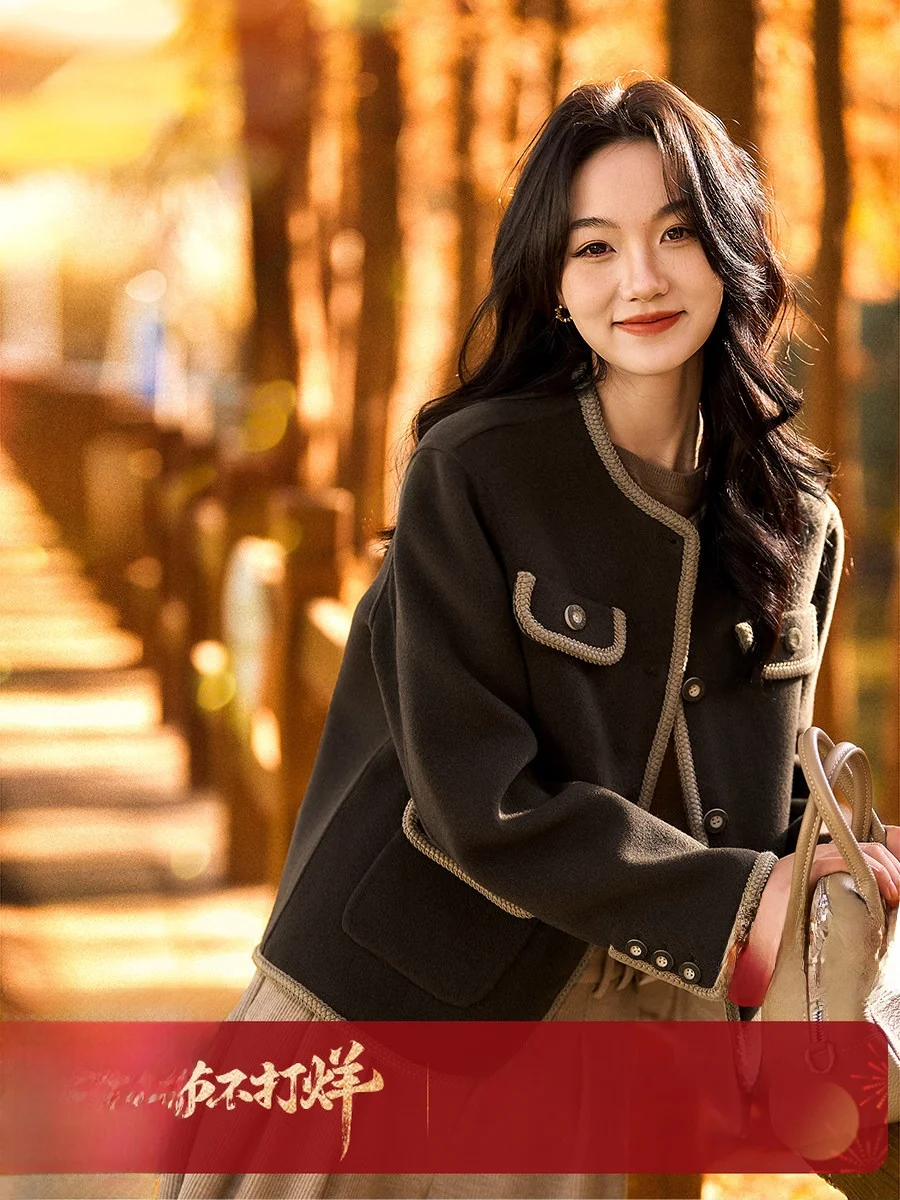 e Revolution High-Tead Count Wool Camere Double-Sided Color Blo Box-ape Coat Women's Faion Artistic Sle
e Revolution High-Tead Count Wool Camere Double-Sided Color Blo Box-ape Coat Women's Faion Artistic Sle