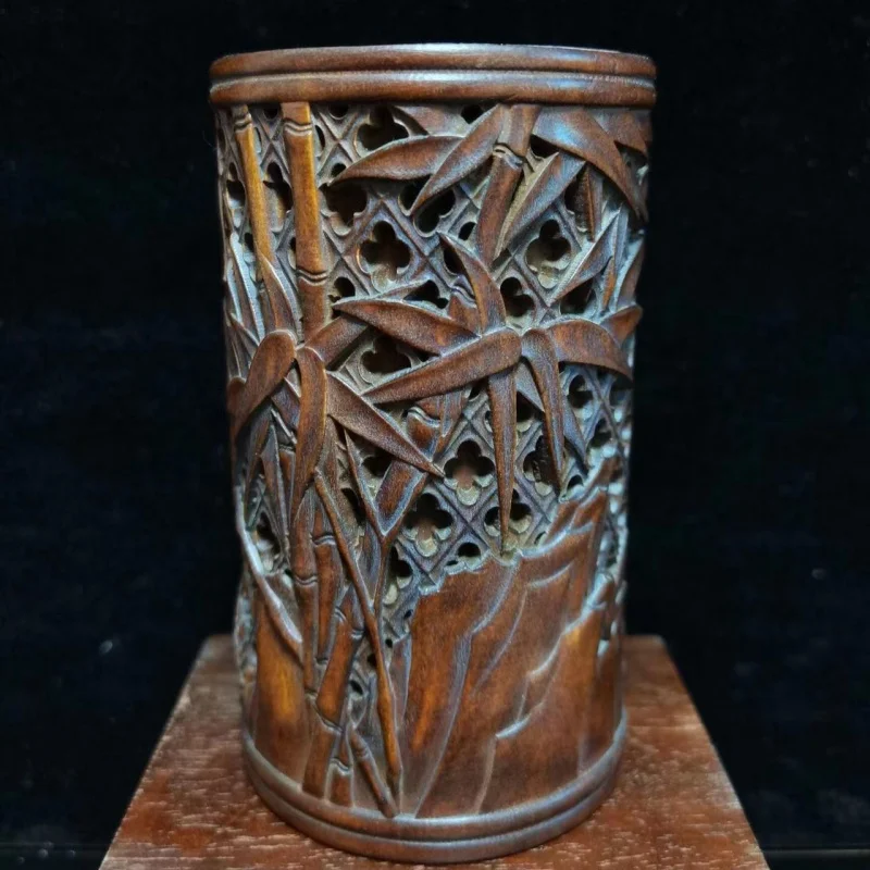 Chinese collection boxwood carvings antique carve finely bamboo nodes pen holders brush pots ornaments home creative crafts
Chinese collection boxwood carvings antique carve finely bamboo nodes pen holders brush pots ornaments home creative crafts