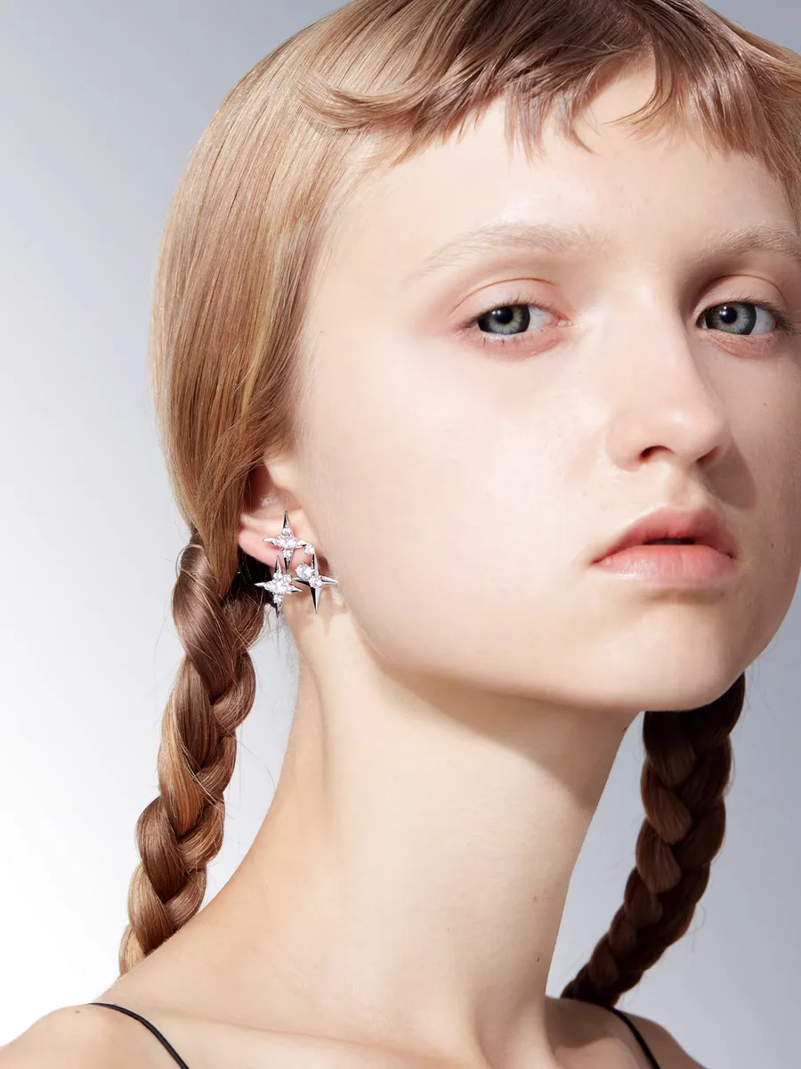 YVMIN Youmu Electronic Girl Series 20ss Quadrangle Star Bush Earrings Diamonds 925 Silver Earrings Earrings Clips
YVMIN Youmu Electronic Girl Series 20ss Quadrangle Star Bush Earrings Diamonds 925 Silver Earrings Earrings Clips