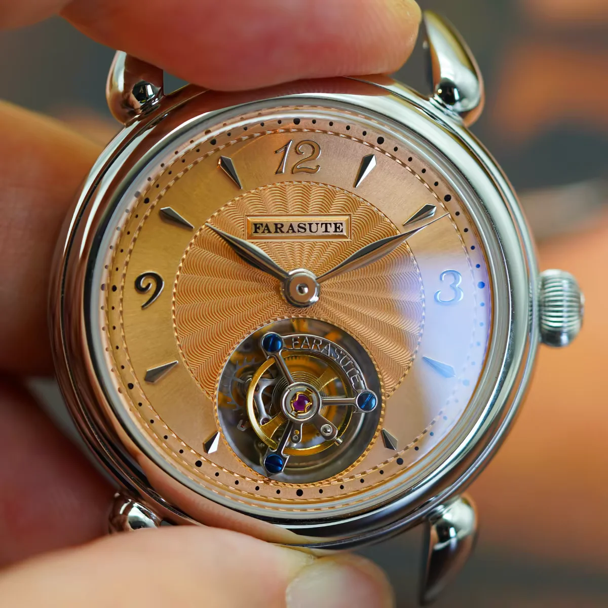 FARASUTE Men Tourbillon Watch 37mm Manual Winding Mechanical Wristwatch Ultrathin Sapphire Mirror Sunray Dial Peacock Mov
FARASUTE Men Tourbillon Watch 37mm Manual Winding Mechanical Wristwatch Ultrathin Sapphire Mirror Sunray Dial Peacock Mov