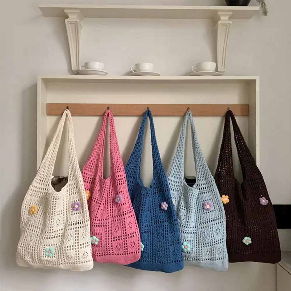 Hollow Knitted Tote Bag Large Capacity Flower Hollow Shoulder Bag Bohemian Style Breathable Woven Beach Bag Shopping Bag
Hollow Knitted Tote Bag Large Capacity Flower Hollow Shoulder Bag Bohemian Style Breathable Woven Beach Bag Shopping Bag