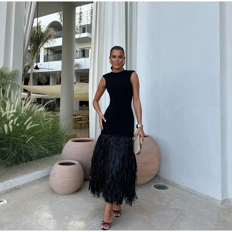 SKMY 2025 Spring Summer Women Clothing Black Dress Streetwear Solid Color Tassel Splicing Knitted Mid Length Dress Party Wear
SKMY 2025 Spring Summer Women Clothing Black Dress Streetwear Solid Color Tassel Splicing Knitted Mid Length Dress Party Wear