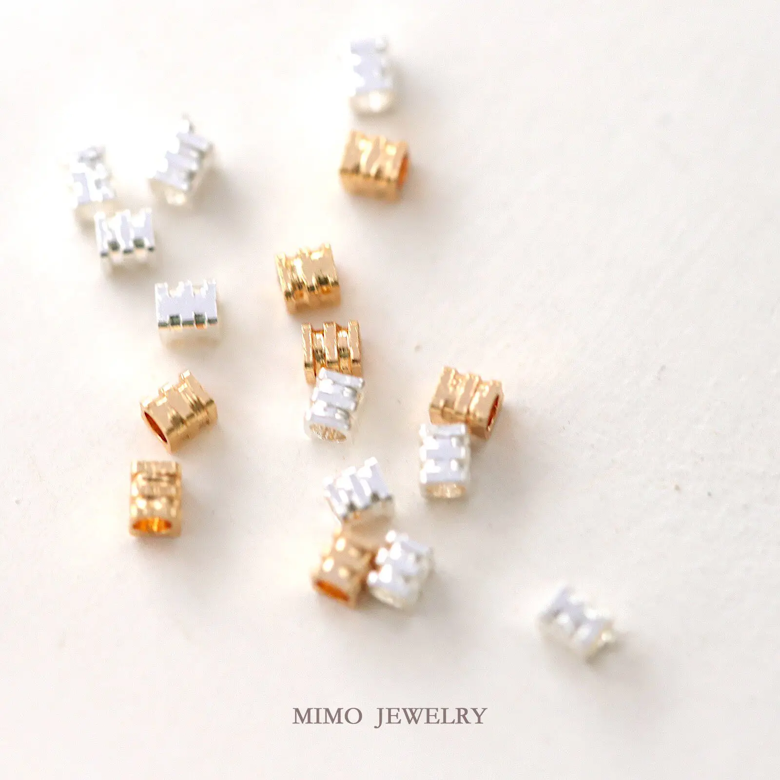 Brass Gold Plated Three-line square beads Spacer Beads Loose Beads for Jewelry Making DIY Bracelet Necklace Accessories
Brass Gold Plated Three-line square beads Spacer Beads Loose Beads for Jewelry Making DIY Bracelet Necklace Accessories