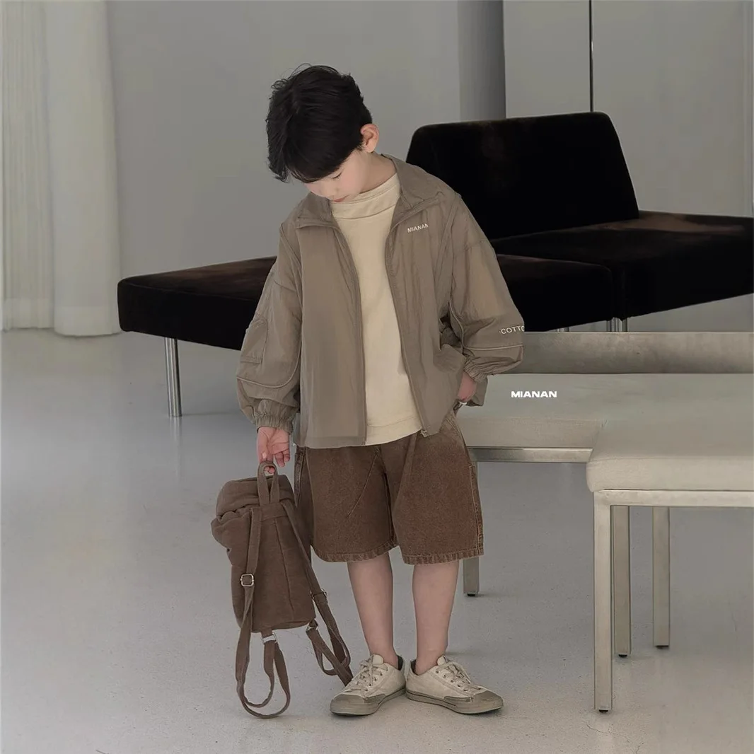 2025 Summer New Boys' Breathable Skin Clothes Zipper Shirt Children's Boys Thin Sunscreen Clothes Thin Top Coat
2025 Summer New Boys' Breathable Skin Clothes Zipper Shirt Children's Boys Thin Sunscreen Clothes Thin Top Coat