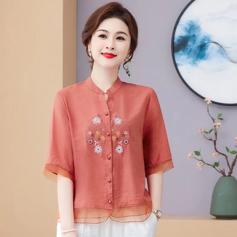 Retro Cotton Linen Embroidered Shirt Summer New Style Patchwork National Style Blouse mid Sleeve V-neck Button up Top
Retro Cotton Linen Embroidered Shirt Summer New Style Patchwork National Style Blouse mid Sleeve V-neck Button up Top