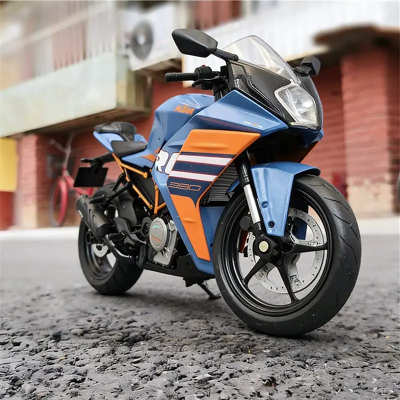 Модель гоночного мотоцикла K RC 390 из сплава, масштаб 1:12, литая под давлением, для уличных и внедорожных гонок, имитационная модель спортивного мотоцикла, детская игрушка, подарок
Модель гоночного мотоцикла K RC 390 из сплава, масштаб 1:12, литая под давлением, для уличных и внедорожных гонок, имитационная модель спортивного мотоцикла, детская игрушка, подарок