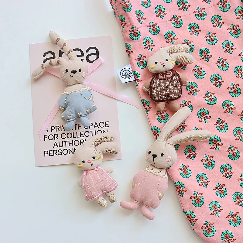 Long Ear Fabric Rabbit Brooch Handmade Stuffed Plush Toy For Bag Decoration Cute Sweet Kids Clothing Accessory Premium Quality
Long Ear Fabric Rabbit Brooch Handmade Stuffed Plush Toy For Bag Decoration Cute Sweet Kids Clothing Accessory Premium Quality