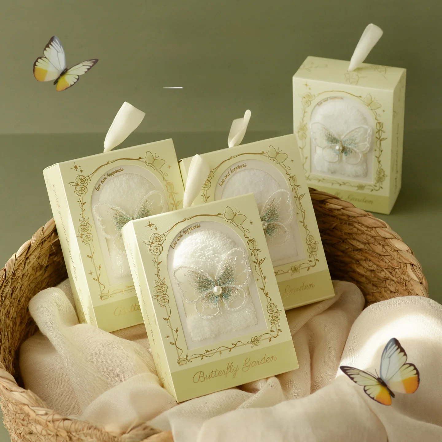 Towel Wedding Favour Practical Opening Gift for Bridesmaids Ideal for Wedding Activities And Beauty Industry
Towel Wedding Favour Practical Opening Gift for Bridesmaids Ideal for Wedding Activities And Beauty Industry