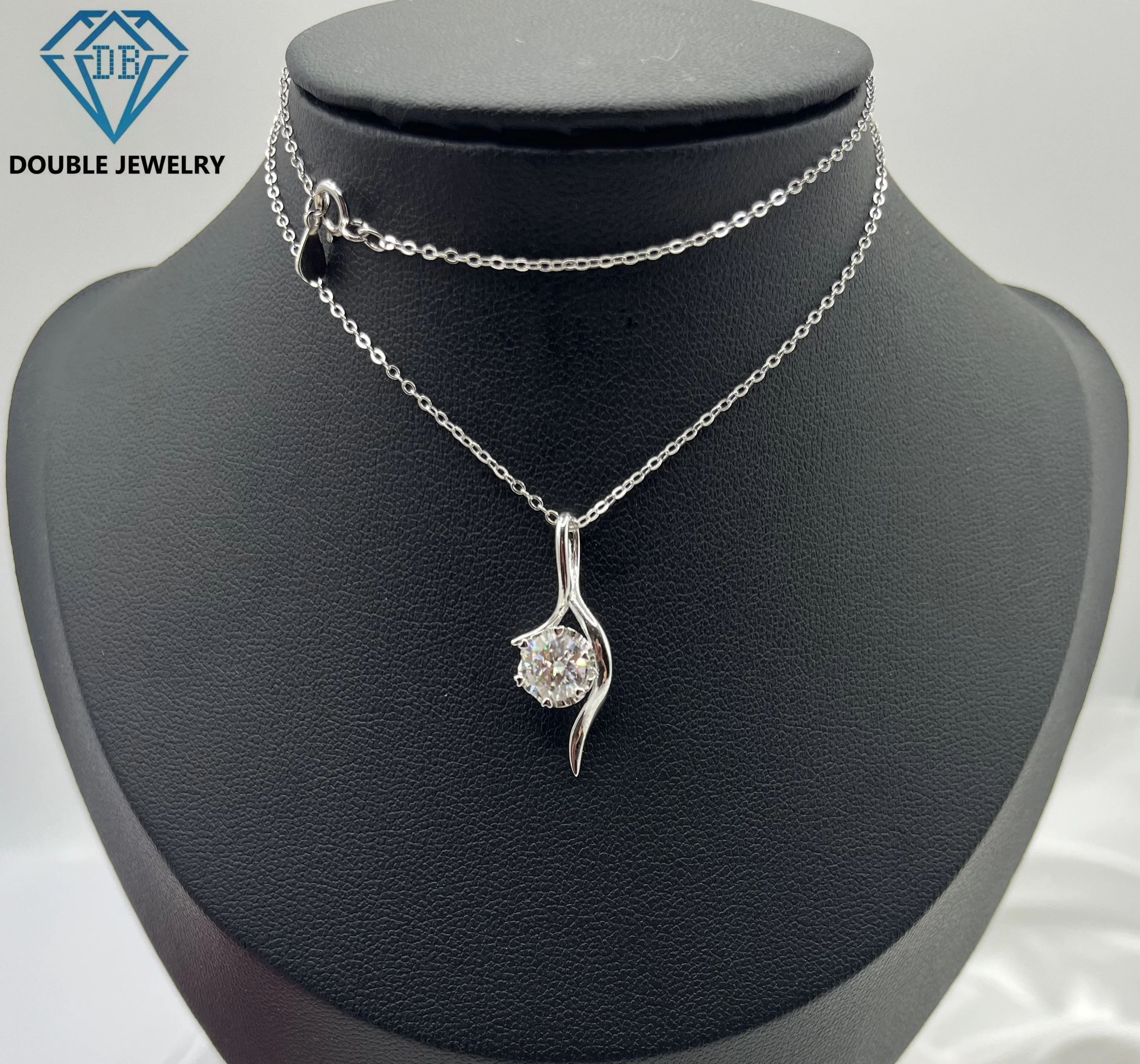 Double Jewelry Top quality 1ct Moissanite diamond Pendant Necklace for wedding jewelry gift 925 sterling silver pendant necklace
Double Jewelry Top quality 1ct Moissanite diamond Pendant Necklace for wedding jewelry gift 925 sterling silver pendant necklace