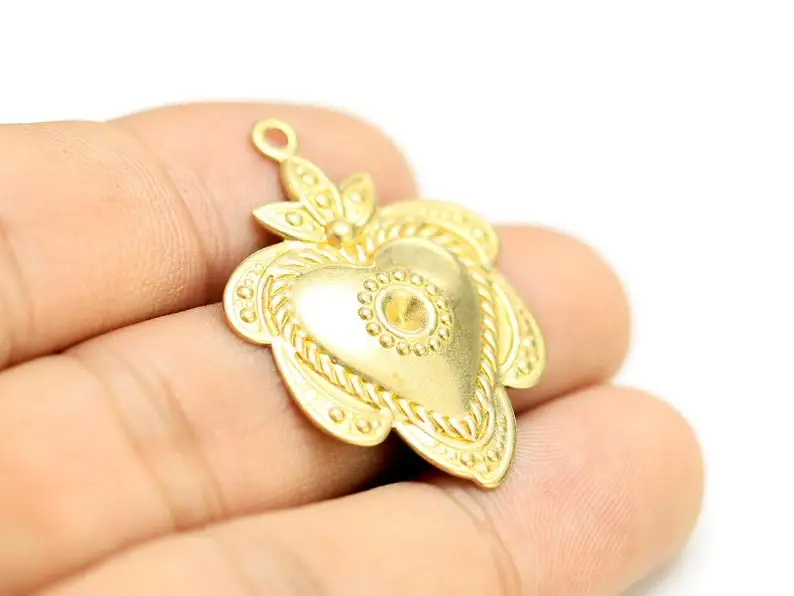6pcs Arched Heart Brass Charms, Earring Charms for hoop, Earring Accessories, 35.5x26.8mm, Brass Findings, Jewelry Making R1745
6pcs Arched Heart Brass Charms, Earring Charms for hoop, Earring Accessories, 35.5x26.8mm, Brass Findings, Jewelry Making R1745