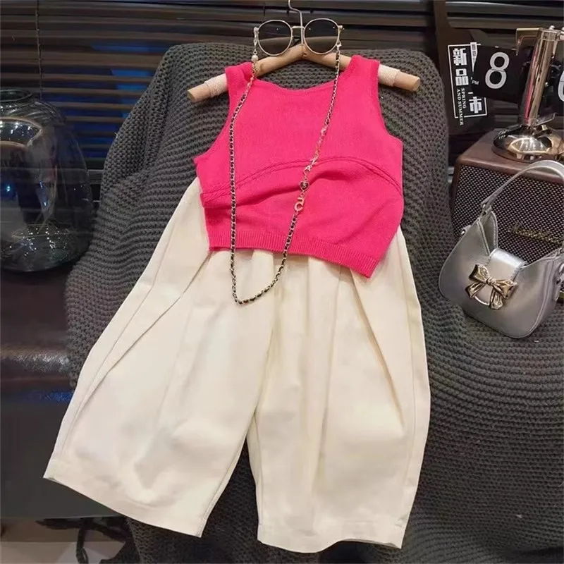 ZLYM-Girls' Summer Outfit Stylish Knitted Vest Fashionable Children's Solid Color Casual Wide-leg Pants Two-piece Set
ZLYM-Girls' Summer Outfit Stylish Knitted Vest Fashionable Children's Solid Color Casual Wide-leg Pants Two-piece Set