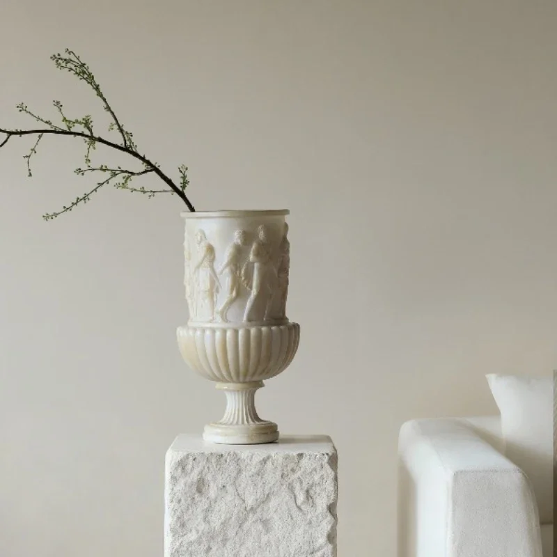 French ancient Roman retro vase light luxury high sense medieval ornament entrance decoration living room flower arrangement
French ancient Roman retro vase light luxury high sense medieval ornament entrance decoration living room flower arrangement