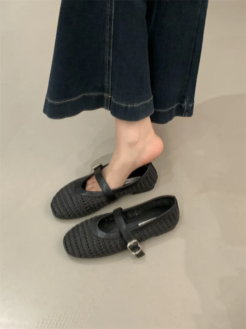 Женские туфли Мэри Джейн 2026: Новая весенняя коллекция, японский стиль, низкий вырез, увеличенная высота, нескользящие, универсальные
Женские туфли Мэри Джейн 2026: Новая весенняя коллекция, японский стиль, низкий вырез, увеличенная высота, нескользящие, универсальные