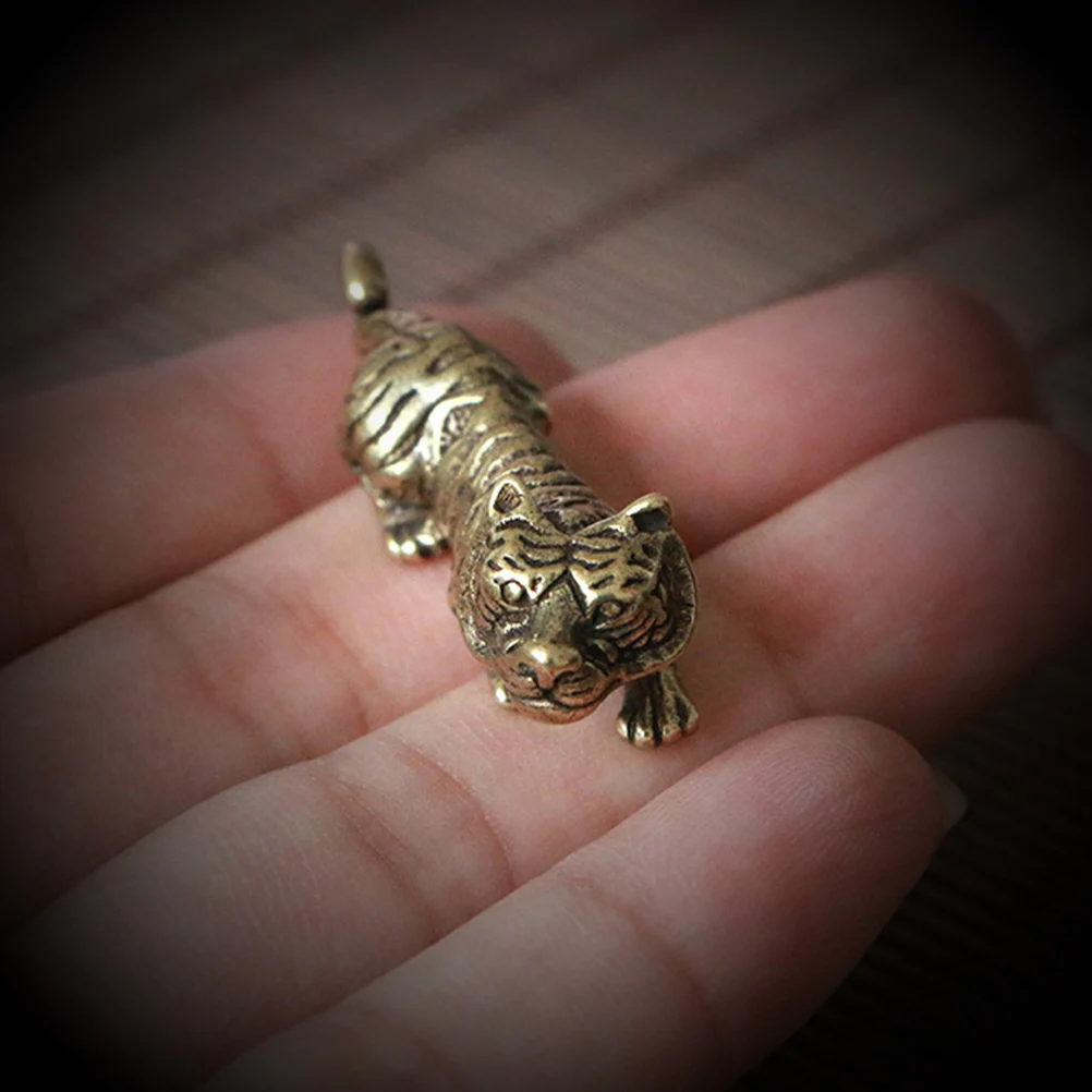 10 шт. DIY латунный кулон с тигром Ретро подвесной декор латунный брелок кулон креативный тигр подвесной орнамент для поделок
10 шт. DIY латунный кулон с тигром Ретро подвесной декор латунный брелок кулон креативный тигр подвесной орнамент для поделок