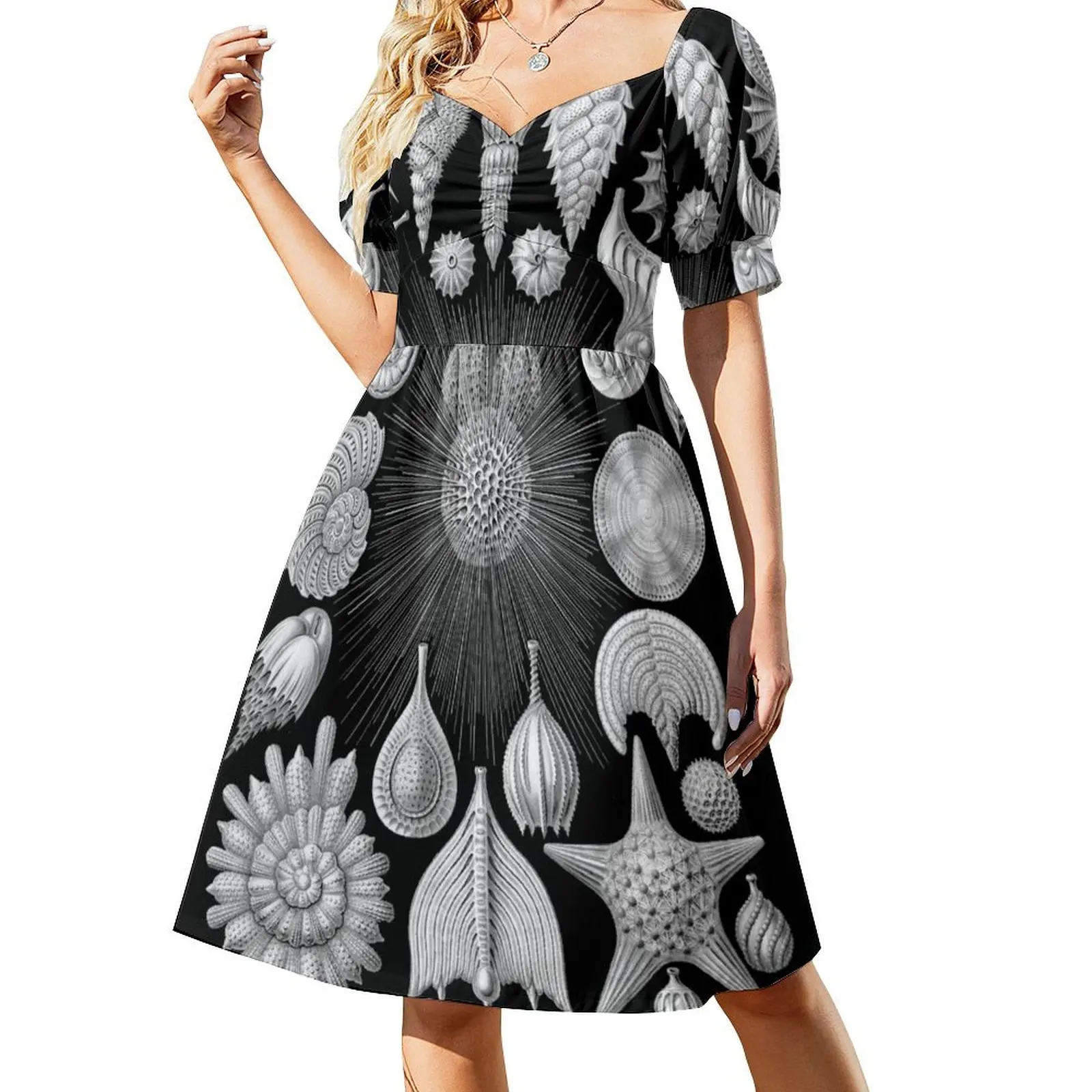Black and White Seashell Design Short-Sleeved Dress clothes for woman dress women summer
Black and White Seashell Design Short-Sleeved Dress clothes for woman dress women summer