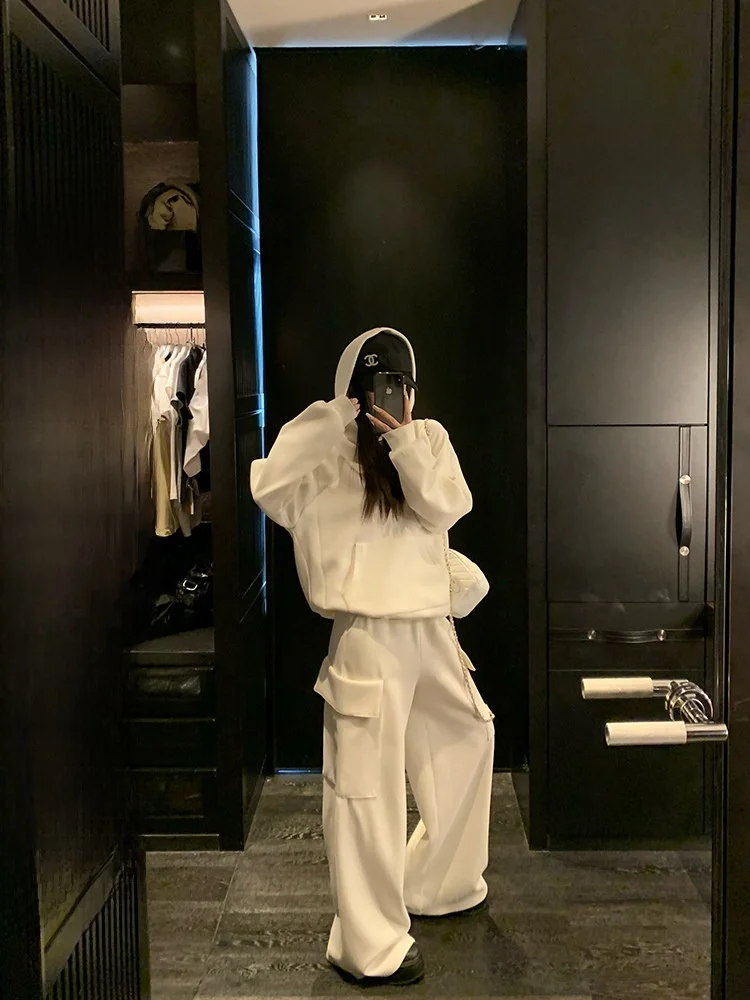 Свободная повседневная вязаная толстовка с капюшоном и комплект рабочей одежды, высокочастотный комплект orm Lazy Sle Faionable Ensemble для женщин
Свободная повседневная вязаная толстовка с капюшоном и комплект рабочей одежды, высокочастотный комплект orm Lazy Sle Faionable Ensemble для женщин