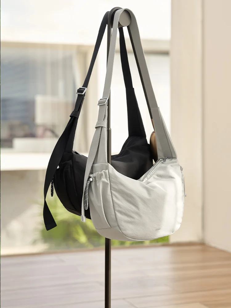 Leif женская сумка через плечо легкая парусиновая спортивная дорожная сумка для пельменей большой емкости летняя повседневная модная простая сумка
Leif женская сумка через плечо легкая парусиновая спортивная дорожная сумка для пельменей большой емкости летняя повседневная модная простая сумка