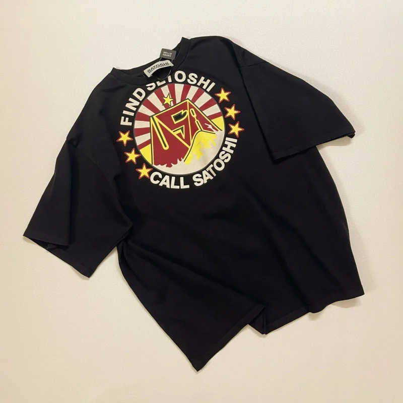 Retro Badge Graphic Print Oversized T-Shirt Men Cotton Black Streetwear Tee
Retro Badge Graphic Print Oversized T-Shirt Men Cotton Black Streetwear Tee