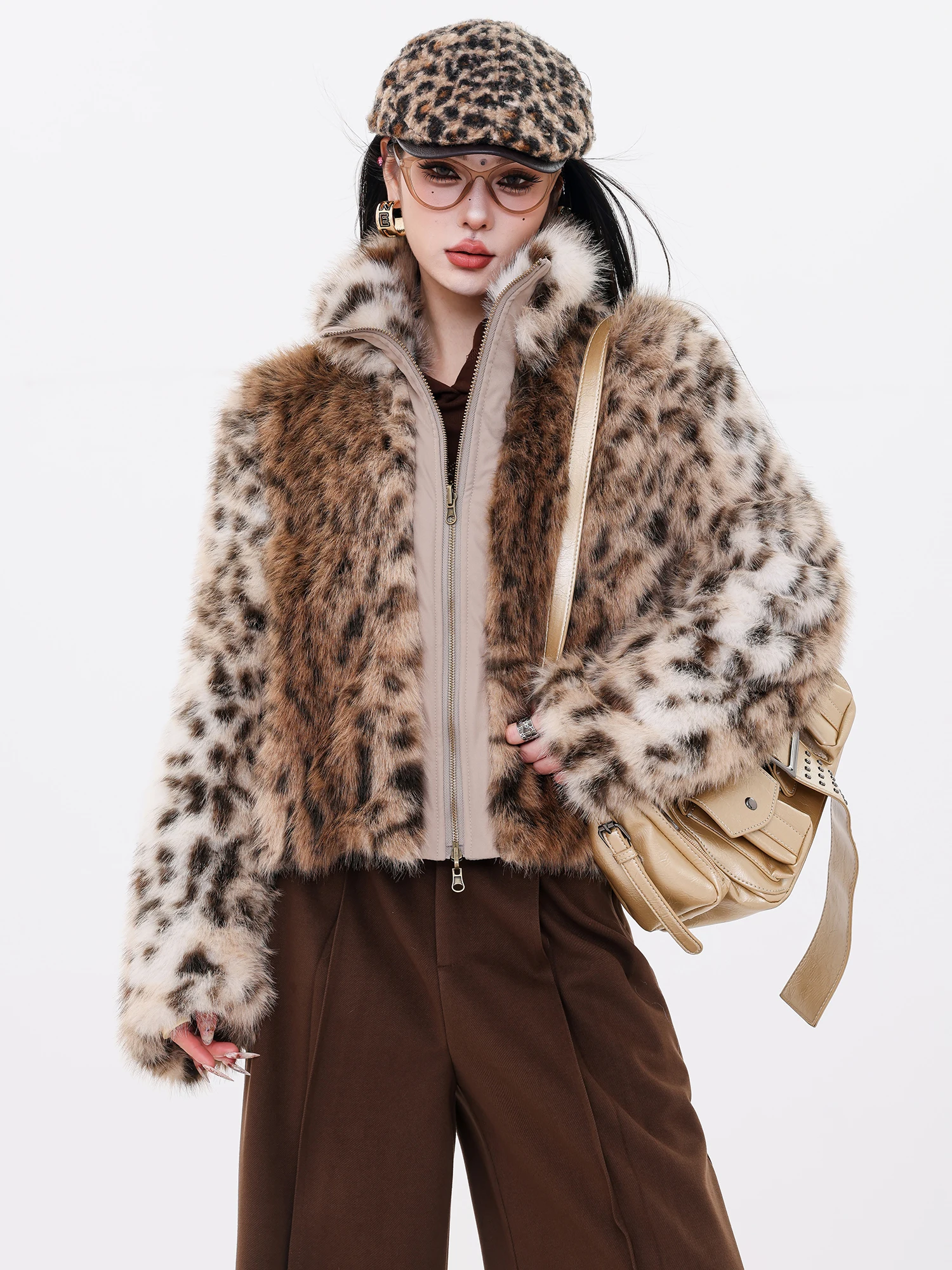 ABWLR Original Retro Leopard Print Plu ort Jaet Women's Winter Warm Fur Zipper Coat Vintage Sle Loose Fit Long Sve
ABWLR Original Retro Leopard Print Plu ort Jaet Women's Winter Warm Fur Zipper Coat Vintage Sle Loose Fit Long Sve