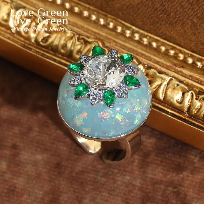 Vintage Ice Blue Round Crystal Rings Natural Stone White Green Rhinestone Quality Luxury Jewelry Designer Gifts Wedding 2025 New
Vintage Ice Blue Round Crystal Rings Natural Stone White Green Rhinestone Quality Luxury Jewelry Designer Gifts Wedding 2025 New