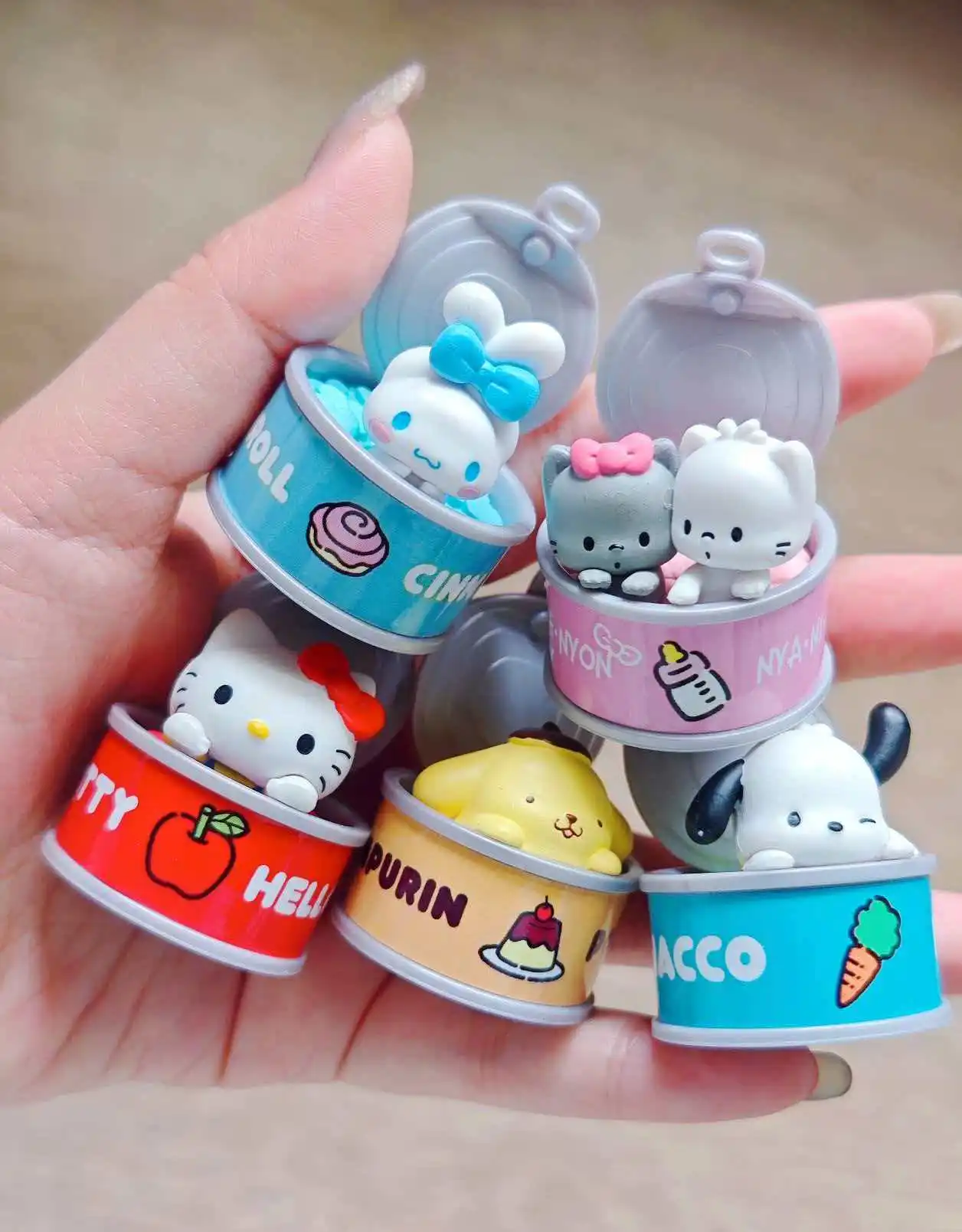 New Product In Stock Kt Cat Canned Food Blind Box Design Cute Pudding Dog Cinnamoroll Desktop Ornament Festival Surprise Gift
New Product In Stock Kt Cat Canned Food Blind Box Design Cute Pudding Dog Cinnamoroll Desktop Ornament Festival Surprise Gift