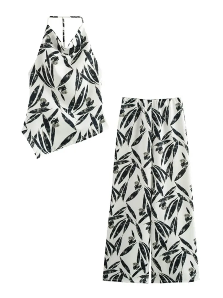 Halter Neck Vest And Long Trouser Vacation Outfits 2025 New Casual Leaf Print Sleeveless Tank + Wide Leg Pant Sets Female Cloth
Halter Neck Vest And Long Trouser Vacation Outfits 2025 New Casual Leaf Print Sleeveless Tank + Wide Leg Pant Sets Female Cloth