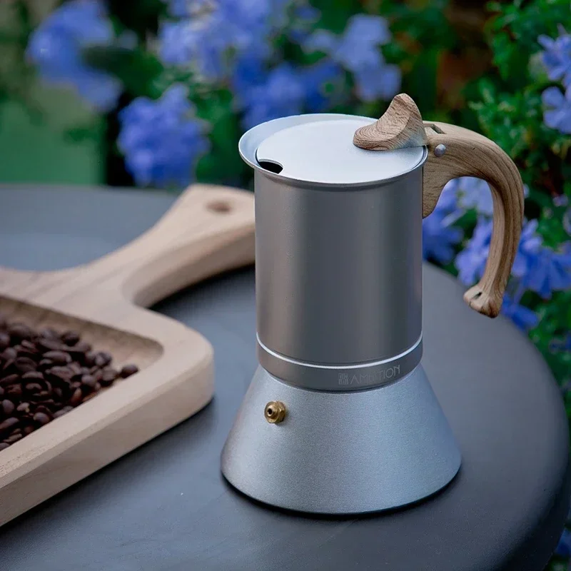 Moka Pot Scandinavian Espresso Home Moka Pot Food Grade Aluminum Coffee Machine Cover Bottom Coffee Pot Induction Heating
Moka Pot Scandinavian Espresso Home Moka Pot Food Grade Aluminum Coffee Machine Cover Bottom Coffee Pot Induction Heating