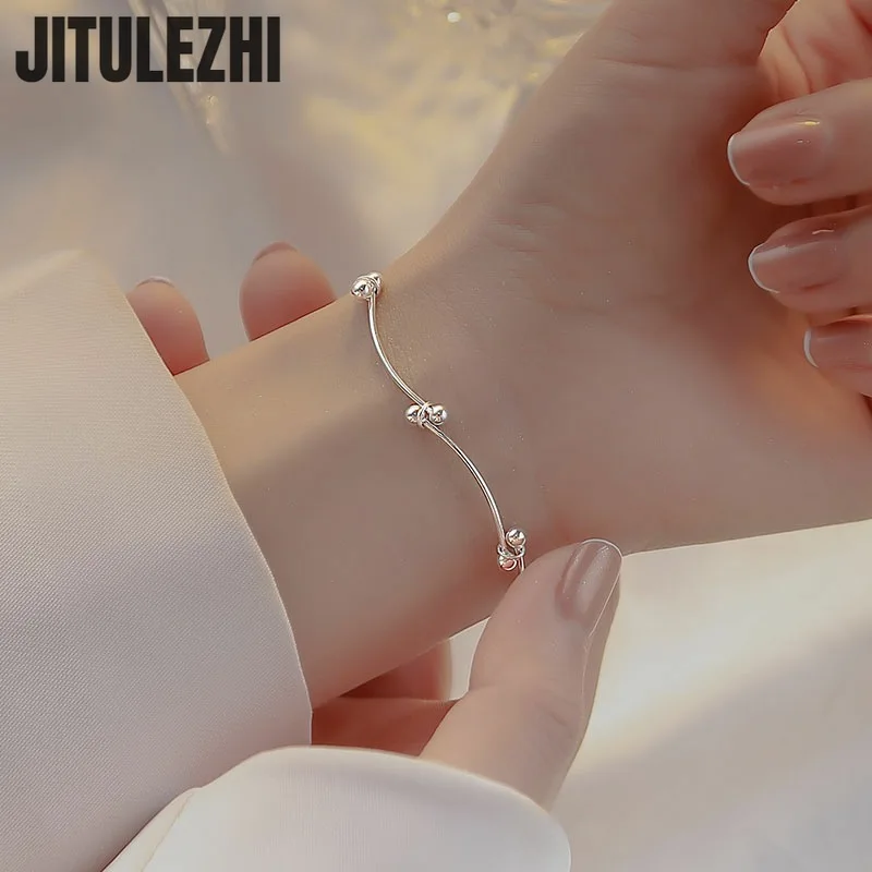 925 Sterling Silver Bracelet For Women Doudou Knot Bracelet Design Sense Girlfriend's Best Friend Handicraft 2023 Summer New Sim
925 Sterling Silver Bracelet For Women Doudou Knot Bracelet Design Sense Girlfriend's Best Friend Handicraft 2023 Summer New Sim