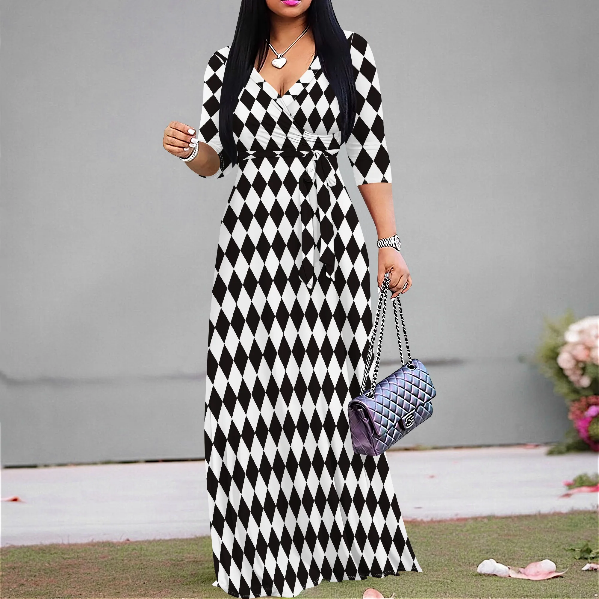 Black and White Diamond Print Maxi Dress Afrocentric S-3XL Women's Fashion for Party or Casual
Black and White Diamond Print Maxi Dress Afrocentric S-3XL Women's Fashion for Party or Casual