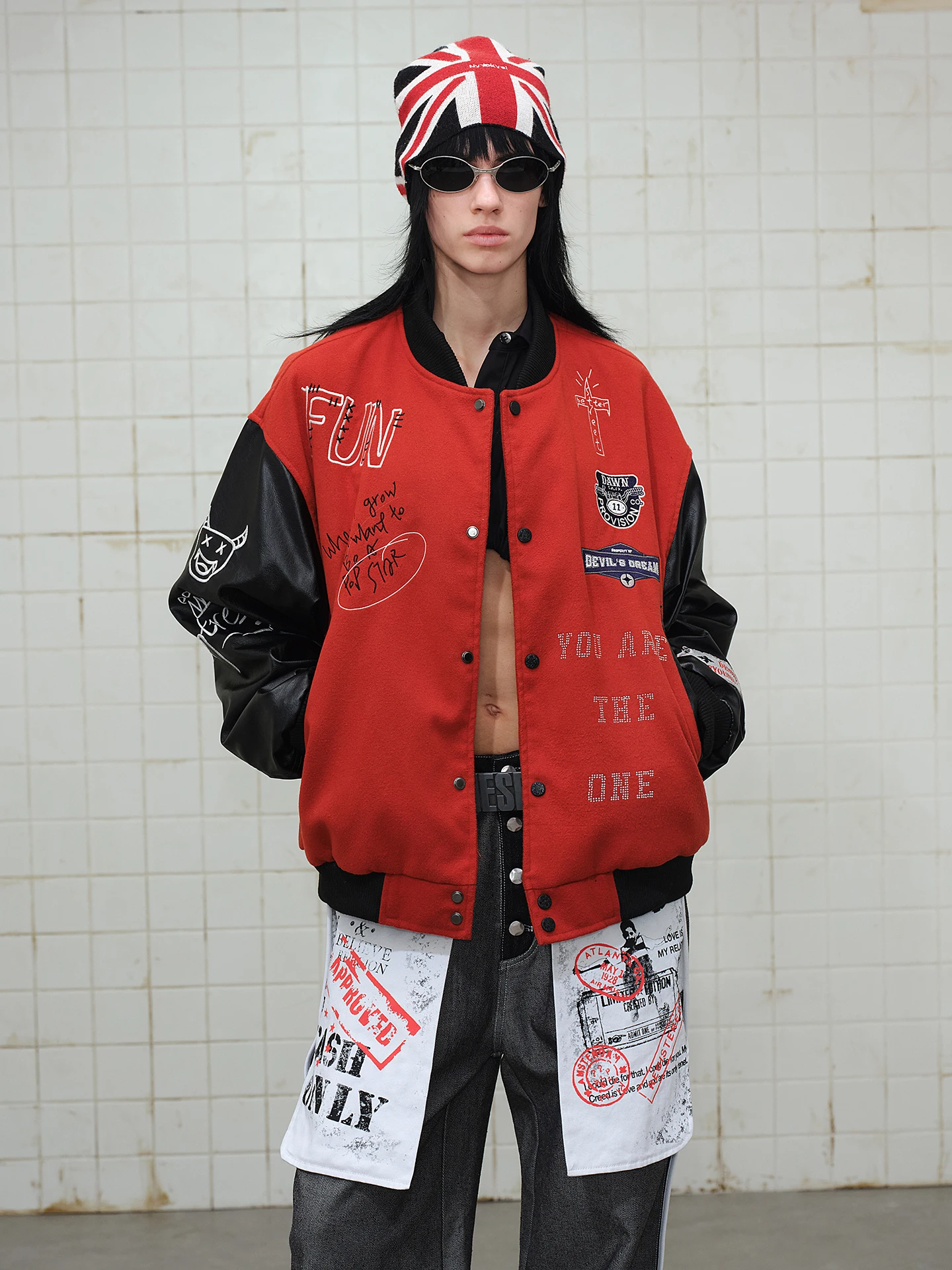 American Retro Patch fiti Woolen Baseball Jaet Men's Loose ort Sve Leather Jaet Spring Season Youth Faion
American Retro Patch fiti Woolen Baseball Jaet Men's Loose ort Sve Leather Jaet Spring Season Youth Faion