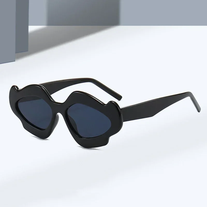 Vintage Flower Women Sunglasses Stylish Irregular Shape Gradient Shades Trendy Luxury Brand Design Party Eyewear Gafas De Sol
Vintage Flower Women Sunglasses Stylish Irregular Shape Gradient Shades Trendy Luxury Brand Design Party Eyewear Gafas De Sol