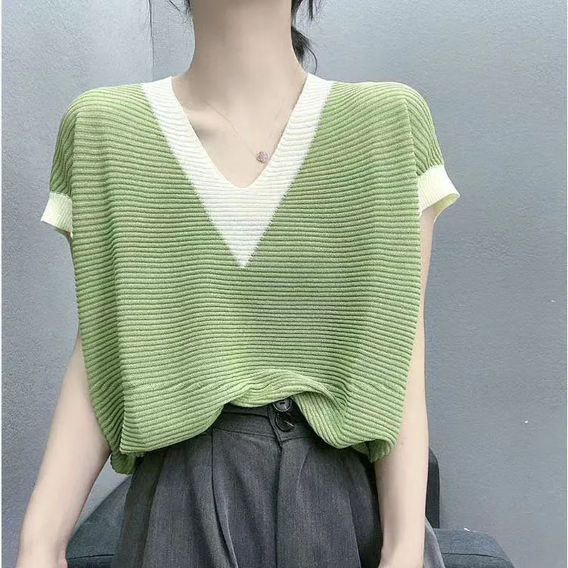 Fashion V-Neck Knitted Spliced Batwing Sleeve T-Shirt Women's Clothing 2025 Summer New Loose Commuter Tops Casual Tee Shirt
Fashion V-Neck Knitted Spliced Batwing Sleeve T-Shirt Women's Clothing 2025 Summer New Loose Commuter Tops Casual Tee Shirt