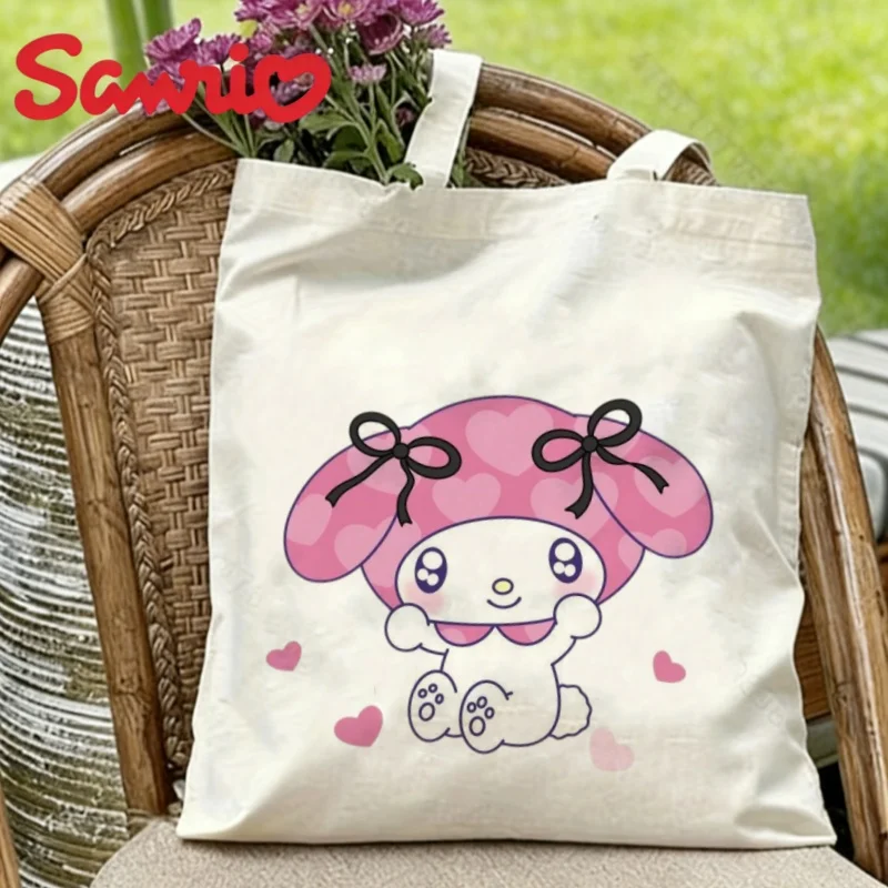 1 шт. Милая сумка-шоппер Sanrio My Melody с розовым принтом в виде сердечек, многоразовая, на плечо, из холщовой ткани
1 шт. Милая сумка-шоппер Sanrio My Melody с розовым принтом в виде сердечек, многоразовая, на плечо, из холщовой ткани