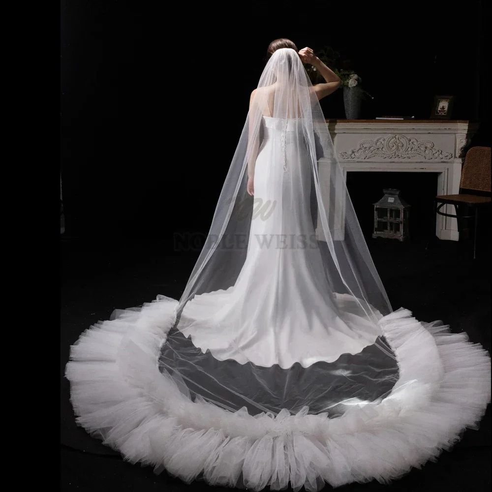 One Layer Wedding Veil Ruffled Edge Tulle Bridal Veil With Comb Fluffy Bride Veils Customized
One Layer Wedding Veil Ruffled Edge Tulle Bridal Veil With Comb Fluffy Bride Veils Customized