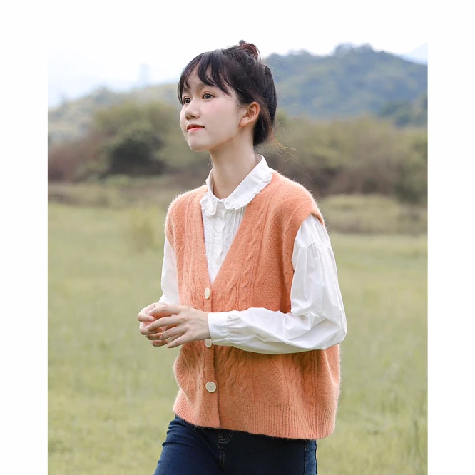 2021 Autumn Women's Vest Cardigan Japanese Jacket With Knitted Versatile Girls College Students Outdoor Leisure Orange
2021 Autumn Women's Vest Cardigan Japanese Jacket With Knitted Versatile Girls College Students Outdoor Leisure Orange