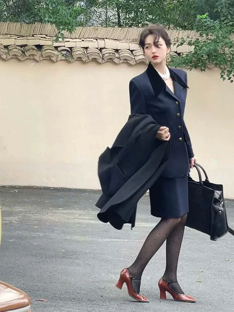 Women's Spring Blazer Suit Set Elegant Office Two-Piece Outfit Business Casual Work Wear
Women's Spring Blazer Suit Set Elegant Office Two-Piece Outfit Business Casual Work Wear