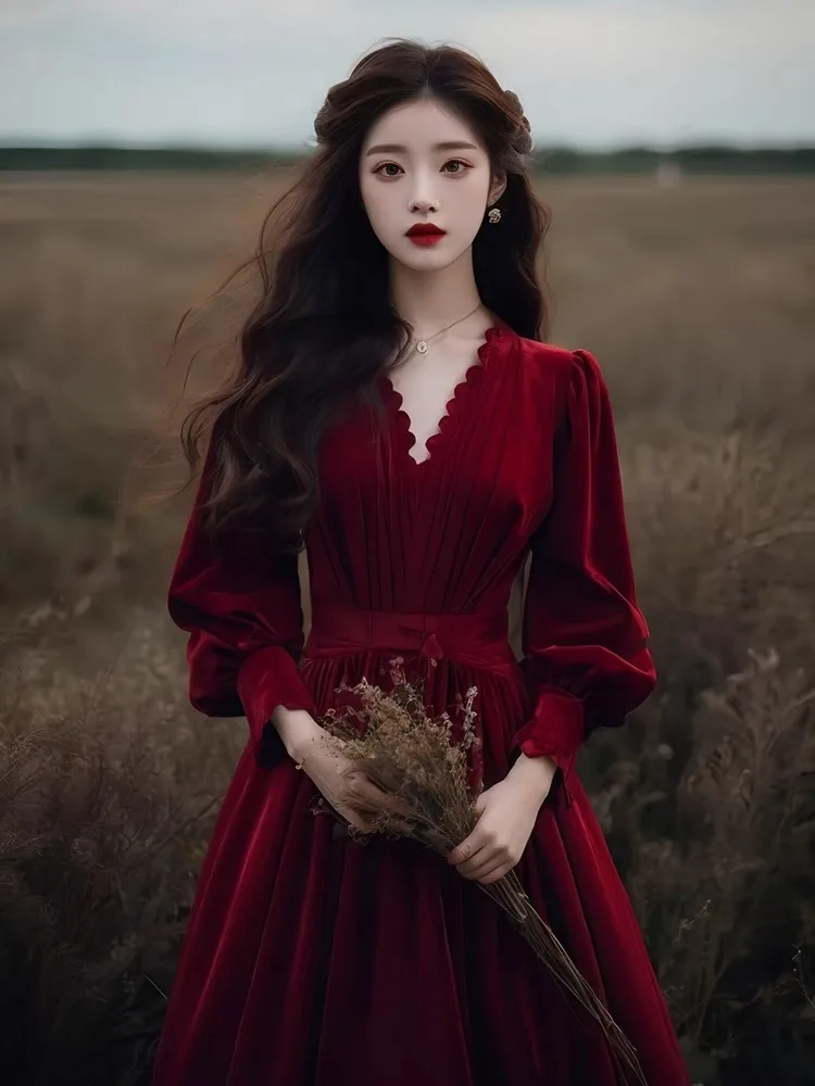 Красное бархатное вечернее платье с длинными рукавами и высокой талией, А-силуэт, для женщин, для свадьбы и торжественных мероприятий
Красное бархатное вечернее платье с длинными рукавами и высокой талией, А-силуэт, для женщин, для свадьбы и торжественных мероприятий