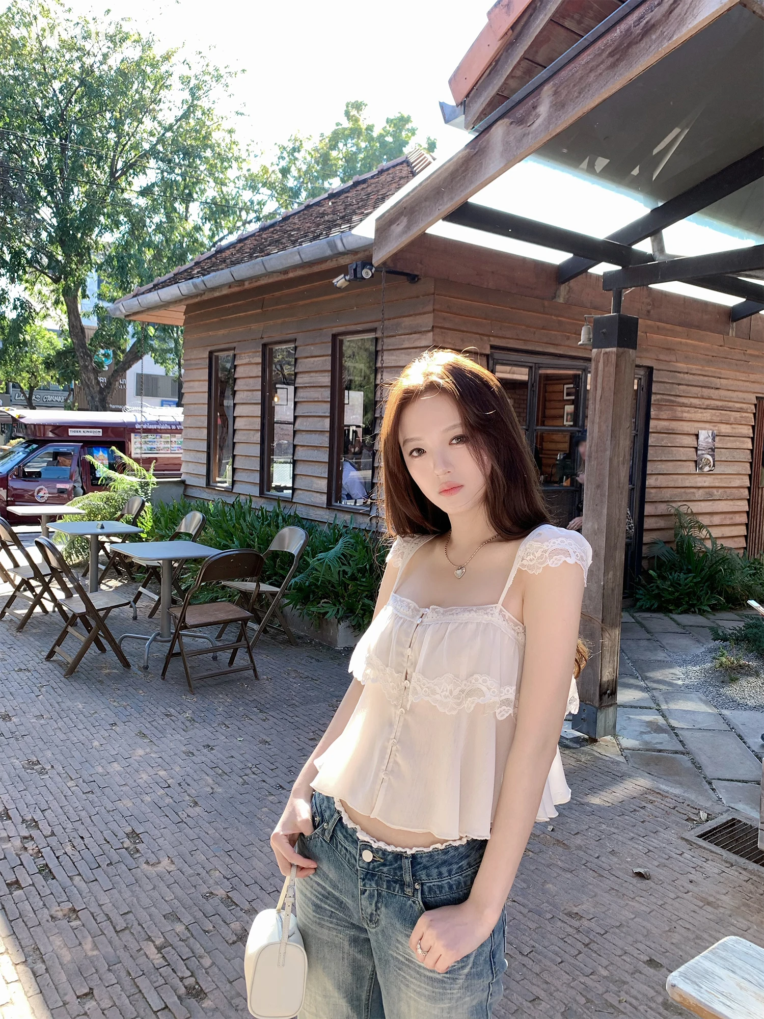 Neurcz Spring New Style Women's Short Lace Splicing Hem Vest Top Slimming A-Line Narrow Strap Vest Pure Desire Strap
Neurcz Spring New Style Women's Short Lace Splicing Hem Vest Top Slimming A-Line Narrow Strap Vest Pure Desire Strap