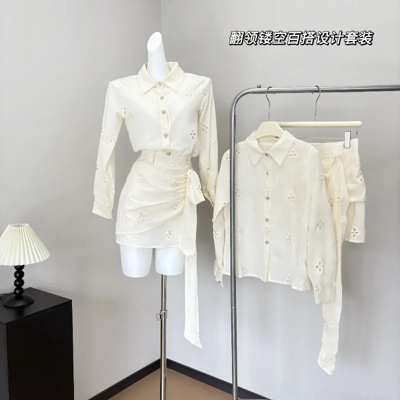 Korean Style Suit Women's Spring Single Breasted Hollowed Out Shirt High Waist Mini Skirt Two-piece Set Fashion Female Clothes
Korean Style Suit Women's Spring Single Breasted Hollowed Out Shirt High Waist Mini Skirt Two-piece Set Fashion Female Clothes
