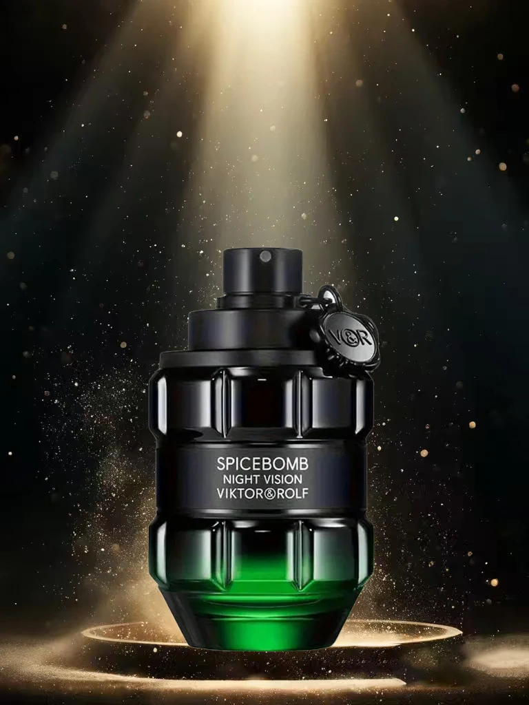 Виктор Ролк - Парикмахерская вода Spicebomb Nightvision - Woody & Spicy - Одеколон для мужчин - С заметками Incesne & Clove
Виктор Ролк - Парикмахерская вода Spicebomb Nightvision - Woody & Spicy - Одеколон для мужчин - С заметками Incesne & Clove