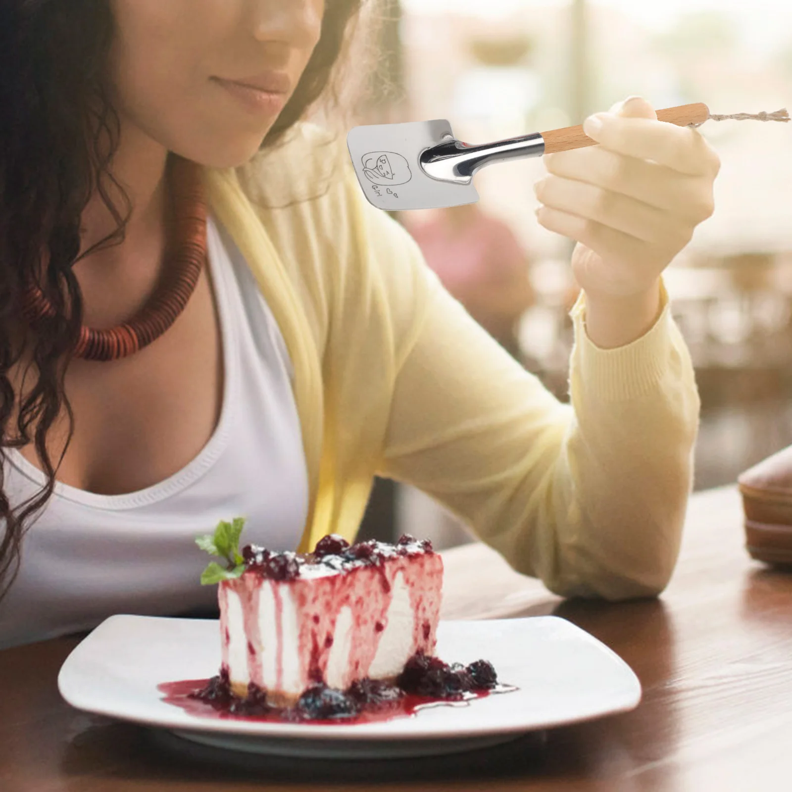 2pcs Stainless Steel Watermelon Ice Cream Spade Shape Dessert Serving Spoon Home Kitchen Party Household Fruit Wood Handle
2pcs Stainless Steel Watermelon Ice Cream Spade Shape Dessert Serving Spoon Home Kitchen Party Household Fruit Wood Handle