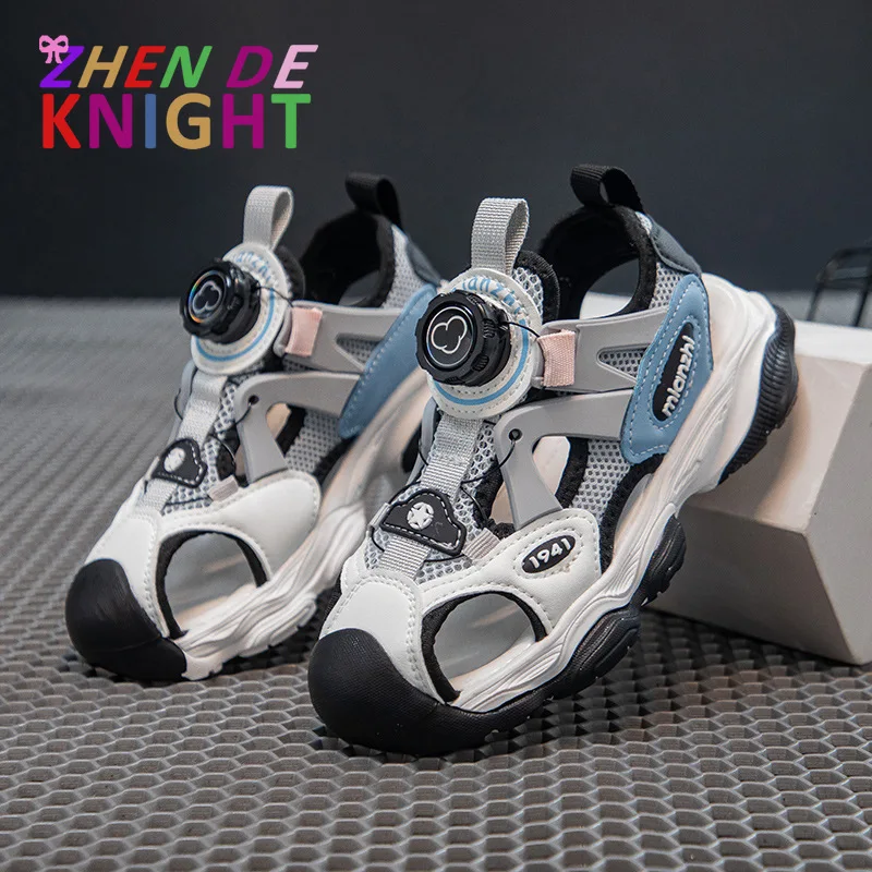 2025 Summer Kids Casual Sandals for Boys Non-slip Thick Sole Toddler Beach Shoes with Rotating Button Versatile Chic Barefoot
2025 Summer Kids Casual Sandals for Boys Non-slip Thick Sole Toddler Beach Shoes with Rotating Button Versatile Chic Barefoot