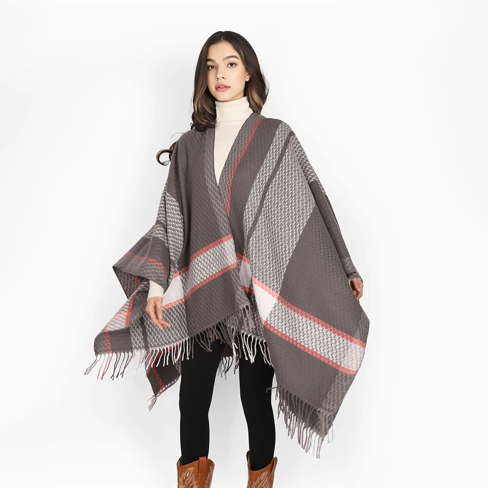 Fashion Stripes Faux Cashmere Poncho Long Cape Vintage Occident Style Versatile Split Shawl Unisex Autumn Winter Cloak Travel
Fashion Stripes Faux Cashmere Poncho Long Cape Vintage Occident Style Versatile Split Shawl Unisex Autumn Winter Cloak Travel