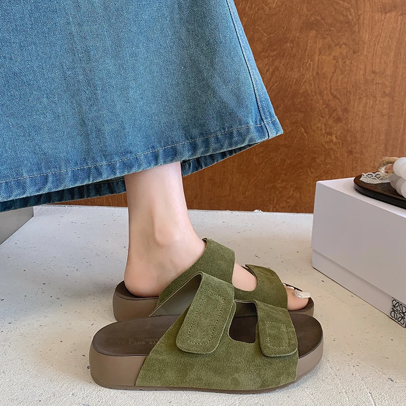 All-match Ladies Summer Slides Flat Soft Slippers Breathable Non-slip Footwear For Indoor And Outdoor Scenes
All-match Ladies Summer Slides Flat Soft Slippers Breathable Non-slip Footwear For Indoor And Outdoor Scenes